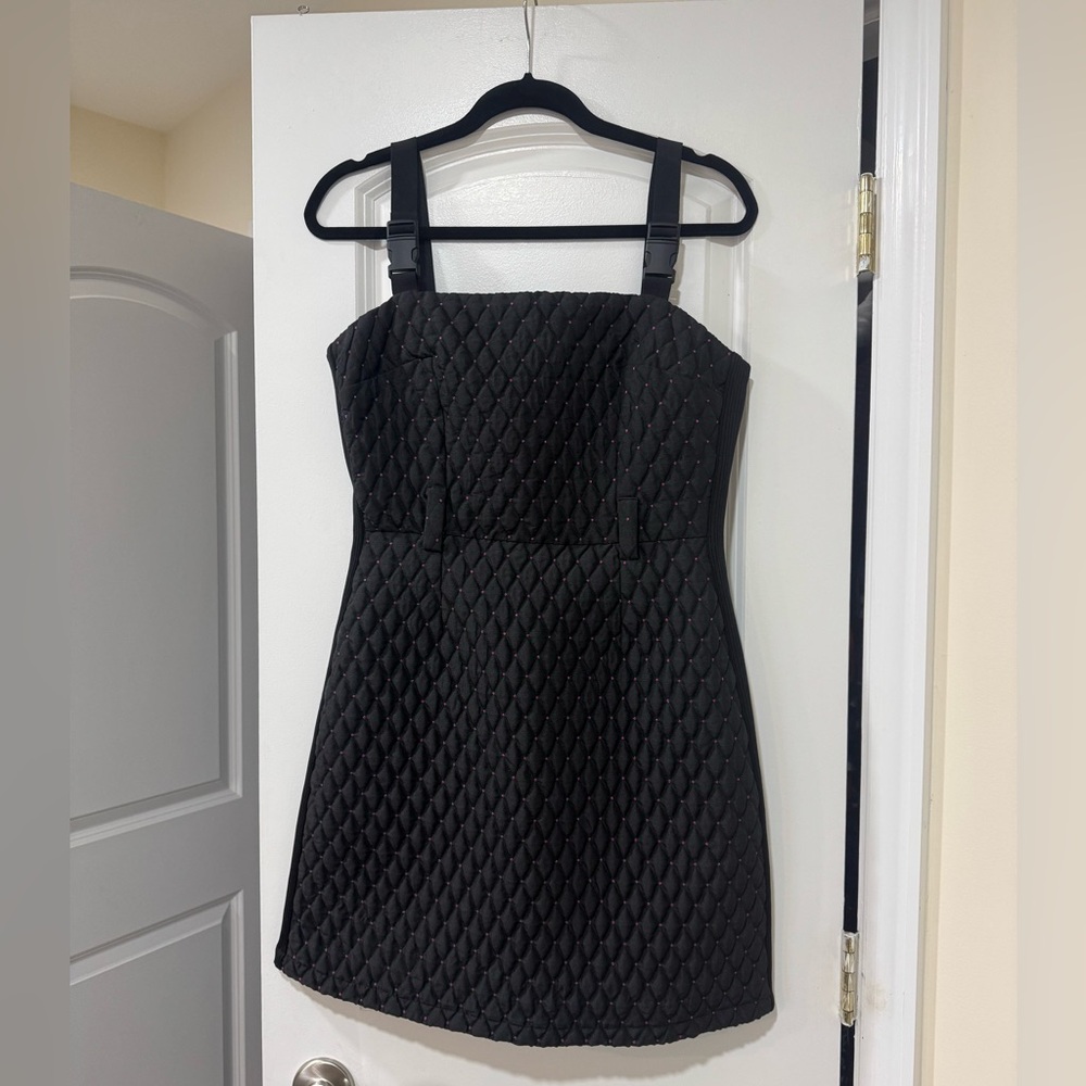 Nocturne Black Quilted Dress Size 38 - Picture 2 of 9